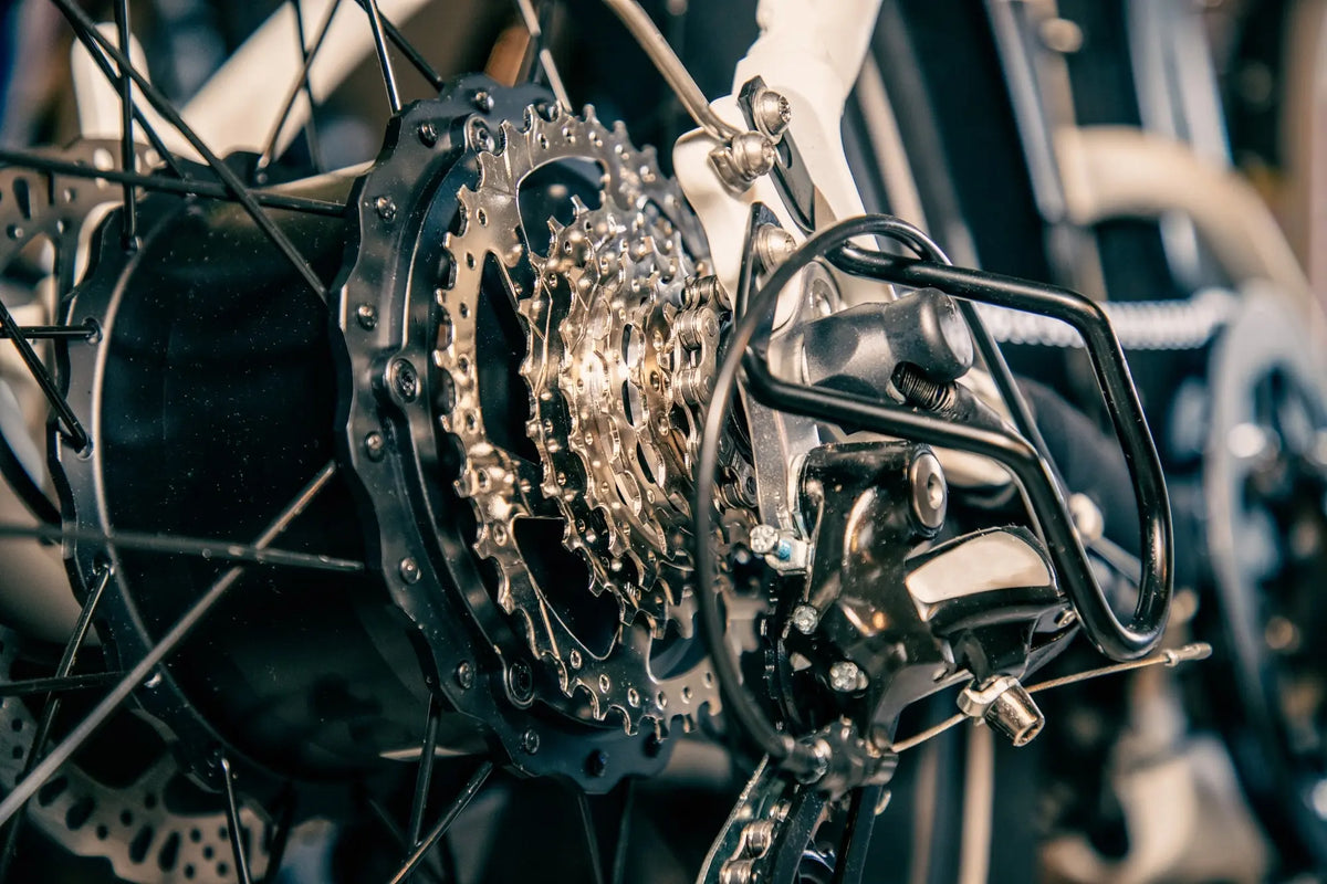 Hub vs Mid Drive The Ultimate Ebike Motor Comparison 🚴‍♂️ eBikeling